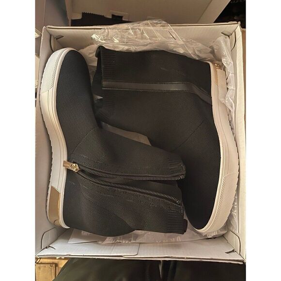 DKNY Women's High Top Slip On Wedge Sneaker, Black/Gold Cali, 8 - Picture 6 of 7